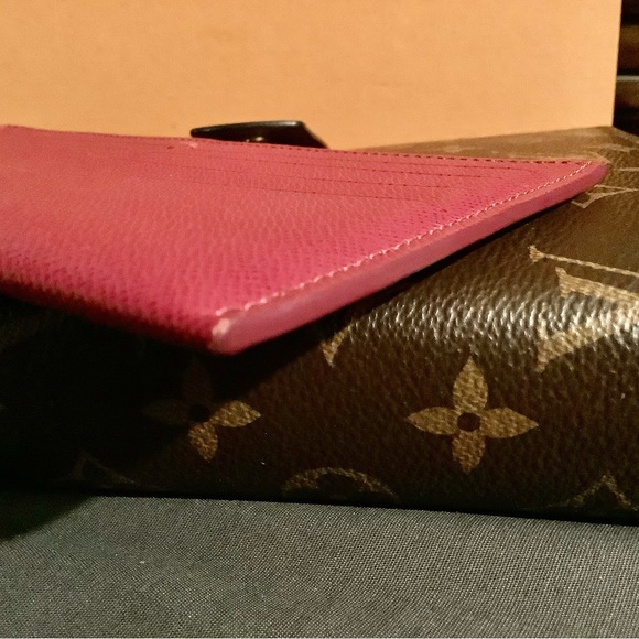 Louis Vuitton Felicie Card Holder Insert - Picture 4 of 12